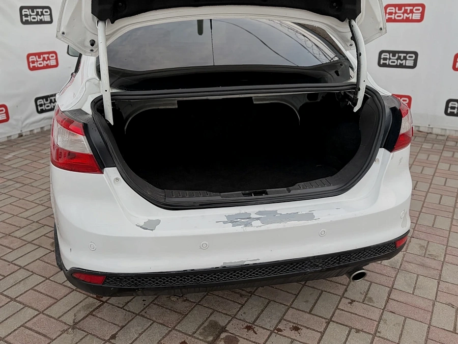 Ford Focus, 2012г., передний привод, робот