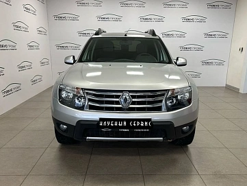 Renault Duster, 2012г, передний привод, механика