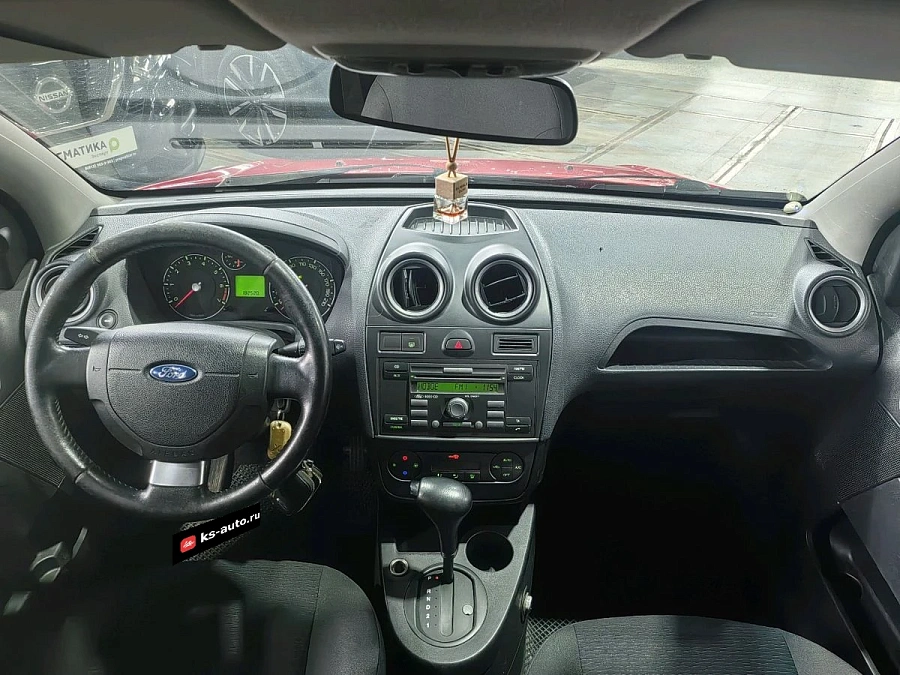Ford Fiesta, 2007г., передний привод, автомат