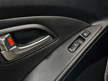 Hyundai ix35, 2011г, передний привод, автомат