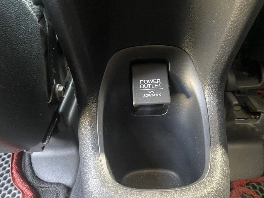 Honda Vezel, 2015г., передний привод, вариатор