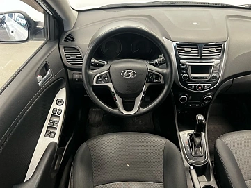 Hyundai Solaris, 2015г, передний привод, автомат