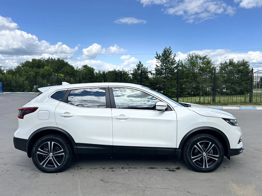 Nissan Qashqai, 2019г., полный привод, вариатор