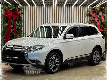 Mitsubishi Outlander, 2018г, полный привод, вариатор
