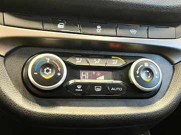 Lada (ВАЗ) Vesta, 2019г, передний привод, механика