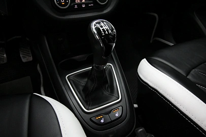 Lada (ВАЗ) Vesta, 2020г., передний привод, механика