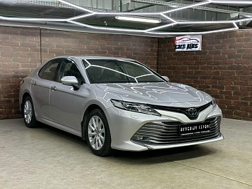 Toyota Camry, 2019г, передний привод, автомат