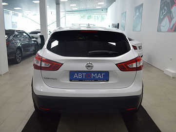 Nissan Qashqai, 2017г, передний привод, механика