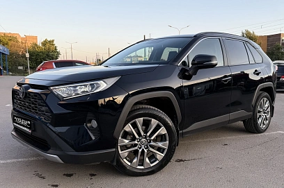 Toyota RAV4, 2021г, полный привод, автомат