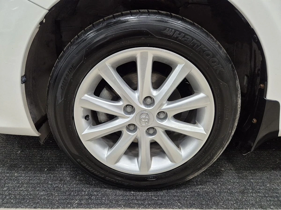 Toyota Corolla, 2011г., передний привод, автомат