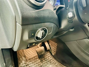 Mercedes-Benz CLA, 2015г, передний привод, робот
