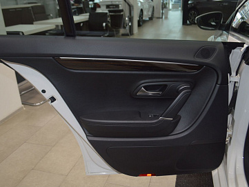 Volkswagen Passat CC, 2013г, передний привод, робот
