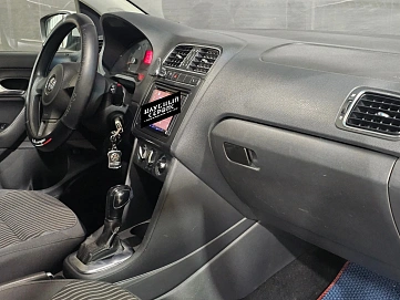 Volkswagen Polo, 2010г, передний привод, автомат