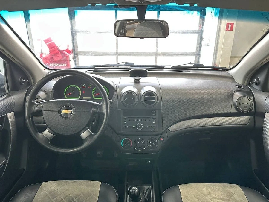 Chevrolet Aveo, 2010г., передний привод, механика