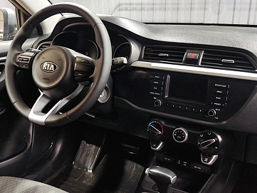 Kia , 2019г., передний привод, автомат