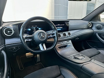 Mercedes-Benz E-Класс, 2020г, передний привод, автомат