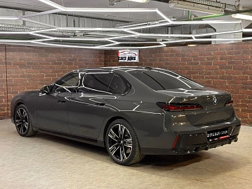 BMW , 2023г., полный привод, автомат