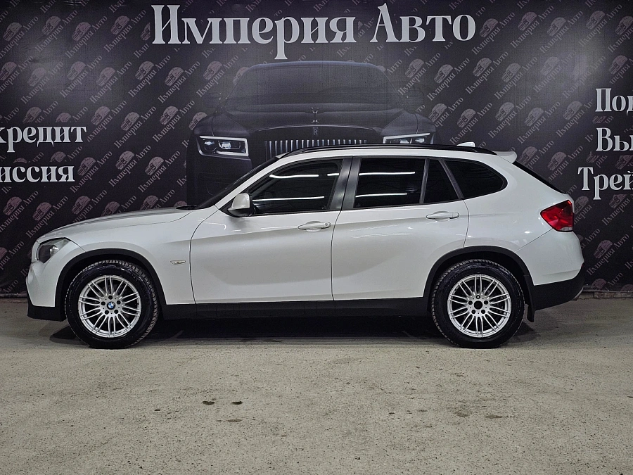 BMW X1, 2012г., задний привод, автомат