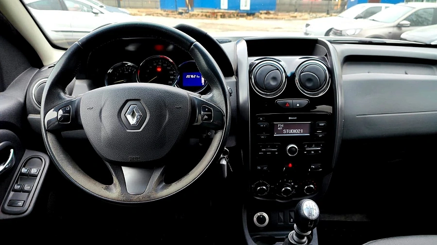 Renault Duster, 2017г., полный привод, механика