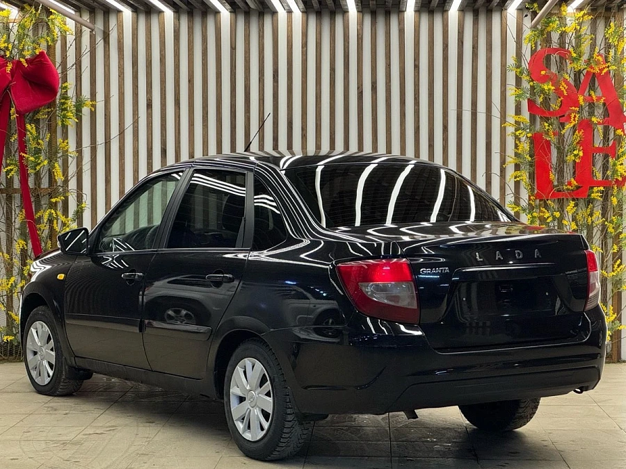 Lada (ВАЗ) Granta, 2020г., передний привод, механика