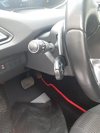 Peugeot 308, 2020г, передний привод, автомат