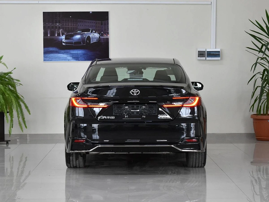 Toyota Camry, 2026г., передний привод, вариатор