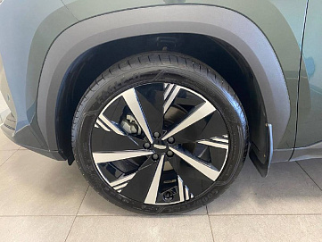 Geely Atlas, 2024г, передний привод, автомат