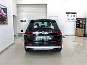 Volkswagen Tiguan, 2019г., полный привод, робот