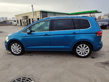Volkswagen Touran, 2015г, передний привод, робот