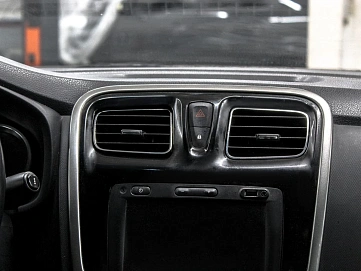 Renault , 2019г., передний привод, автомат