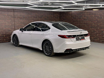 Toyota Camry, 2024г, передний привод, вариатор