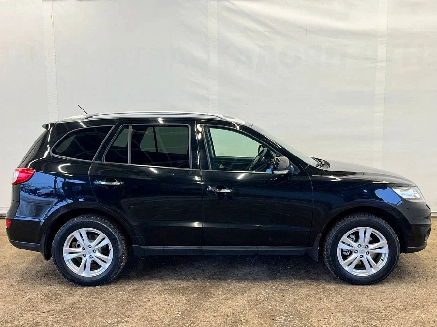 Hyundai Santa Fe, 2011г., полный привод, автомат