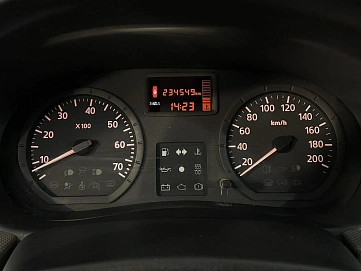 Renault Sandero, 2011г, передний привод, механика