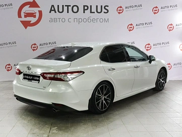 Toyota Camry, 2021г, передний привод, автомат