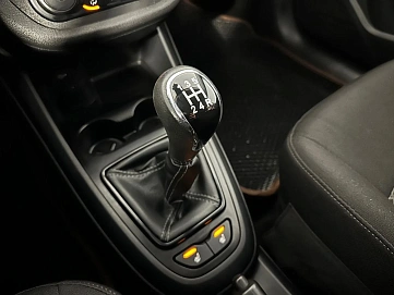 Lada (ВАЗ) Vesta, 2021г, передний привод, механика