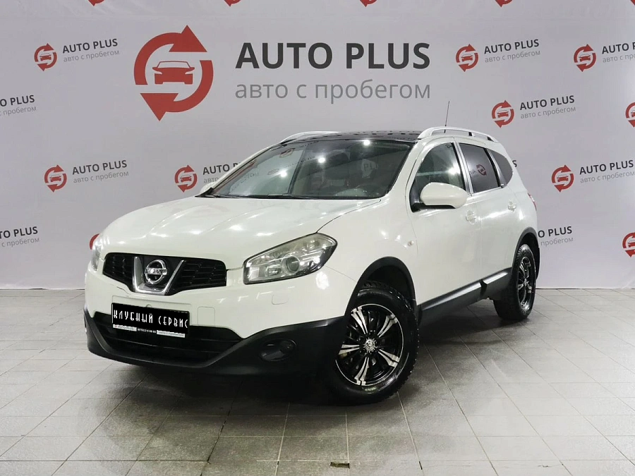 Nissan , 2012г., передний привод, механика