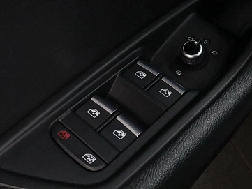 Audi A4, 2021г., передний привод, робот