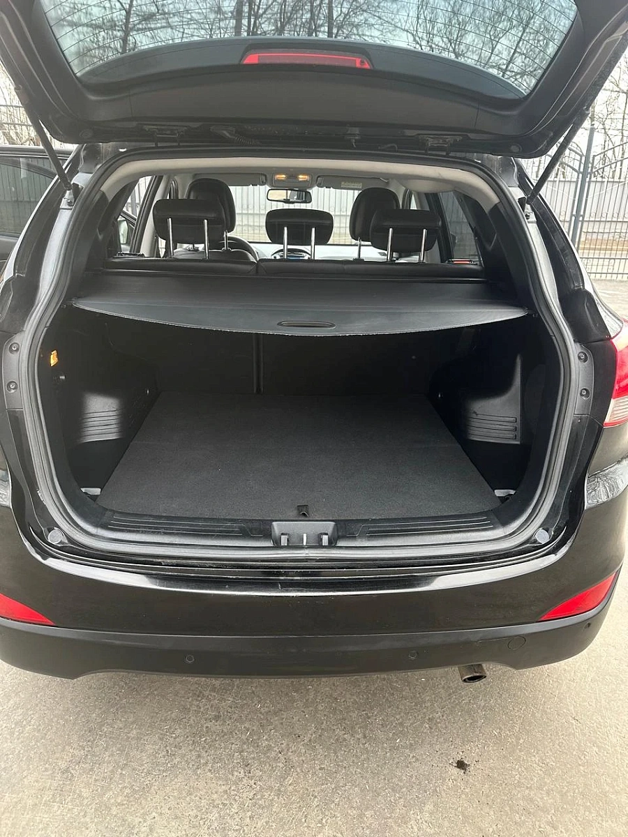 Hyundai ix35, 2013г., передний привод, автомат