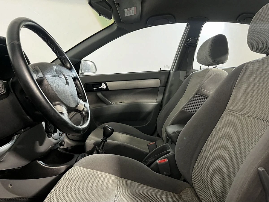 Chevrolet Lacetti, 2008г., передний привод, механика