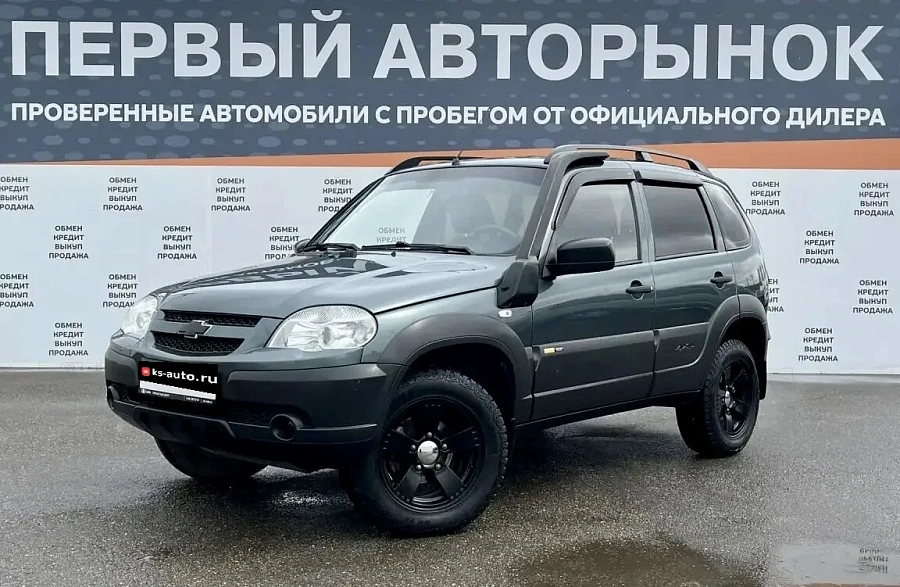 Chevrolet Niva, 2015г., полный привод, механика