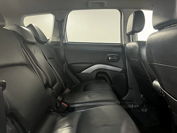 Mitsubishi Outlander, 2010г, полный привод, вариатор