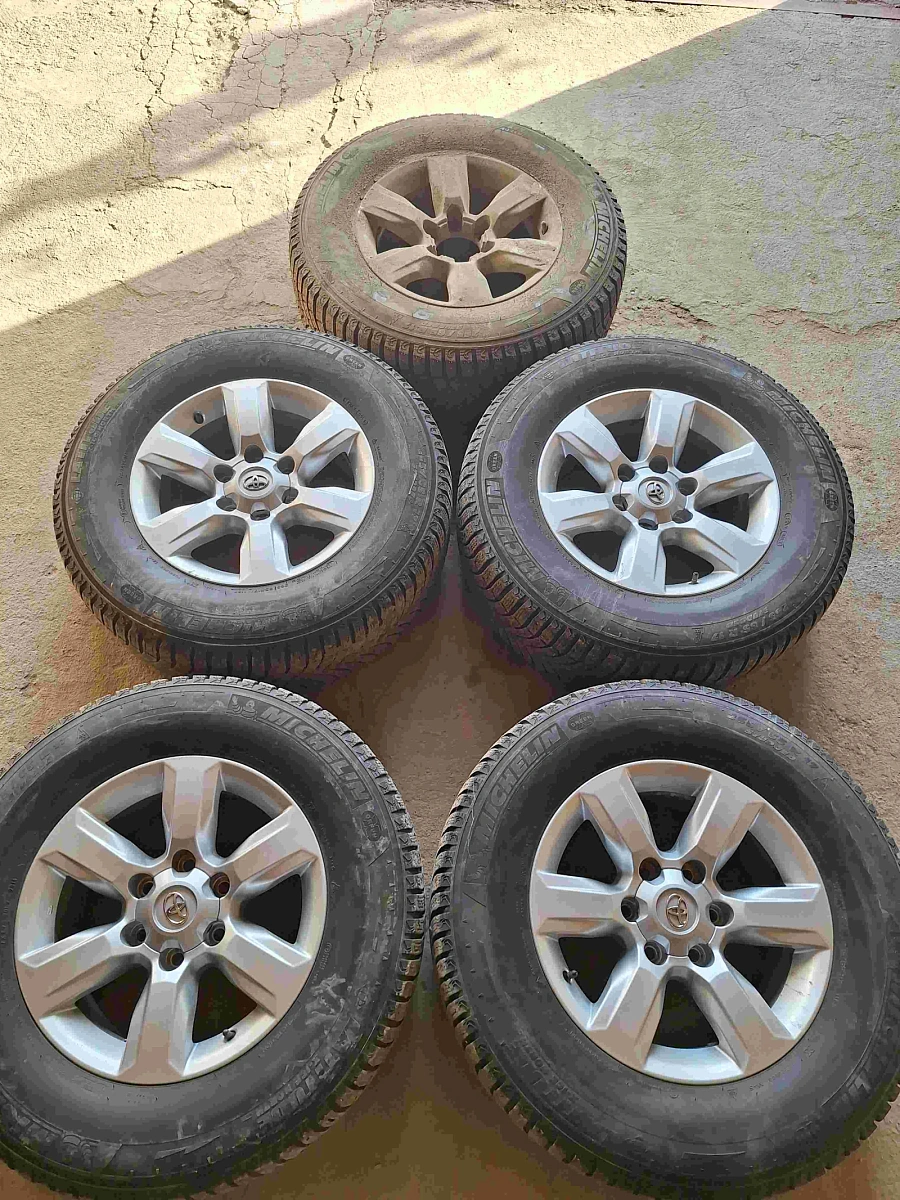 Toyota Land Cruiser Prado, 2023г., полный привод, автомат