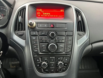 Opel Astra, 2012г, передний привод, автомат