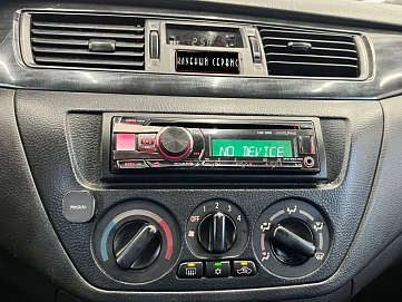 Mitsubishi Lancer, 2005г, передний привод, механика