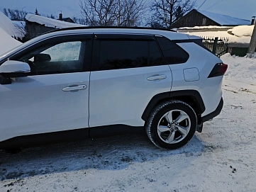 Toyota RAV4, 2020г, полный привод, вариатор