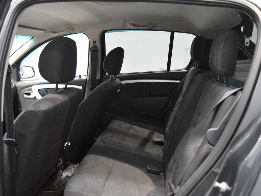 Renault Sandero, 2010г., передний привод, механика