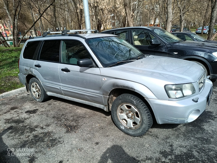 Subaru Forester, 2005г., полный привод, механика