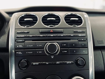 Mazda CX-7, 2011г., передний привод, автомат