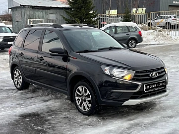 Lada (ВАЗ) , 2023г., передний привод, механика