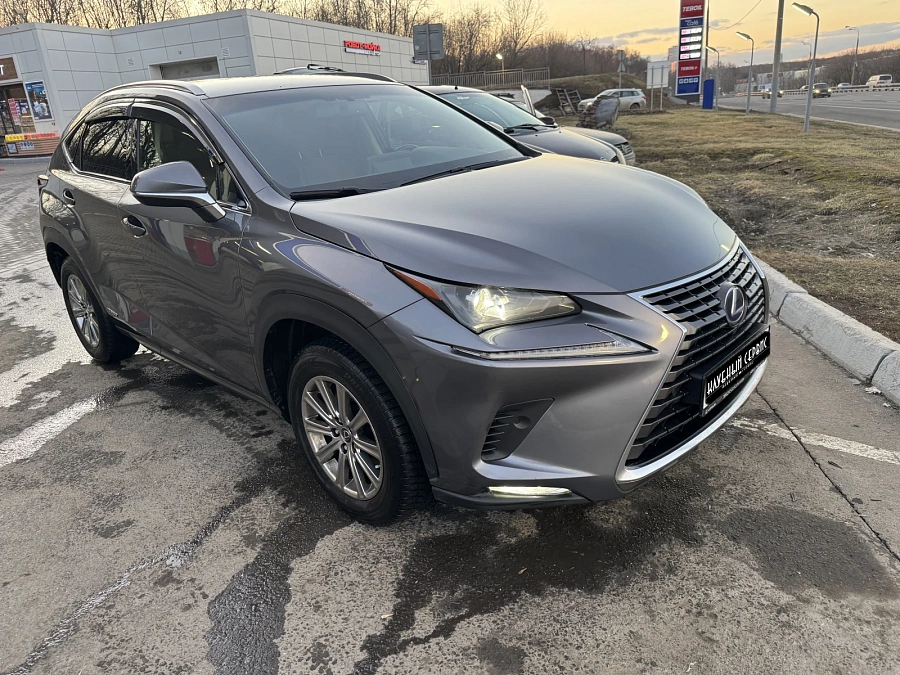 Lexus NX, 2020г., полный привод, вариатор